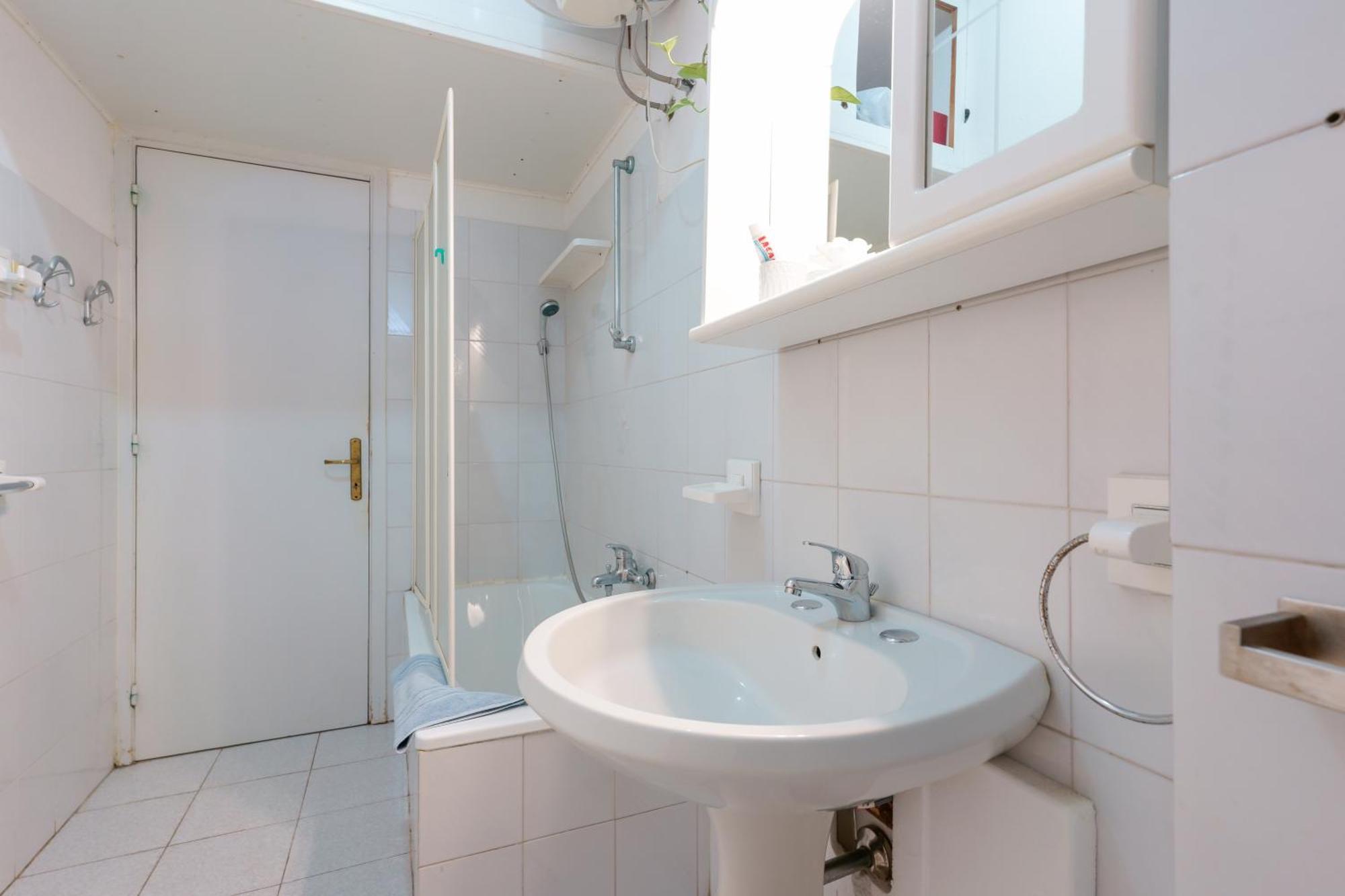 B&B Pothos - Eng Ita - Air Conditioning Wi-Fi Fridge Netflix Local Guide - Aria Condizionata, Frigo, Internet, Guida Locale Cagliari Exterior foto